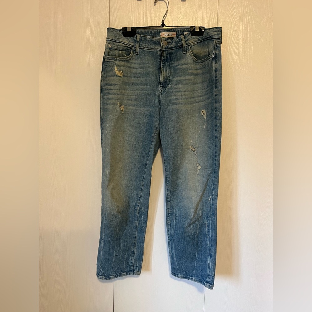 EUC | Guess | 1981 Straight | Light Blue Cropped Jeans
